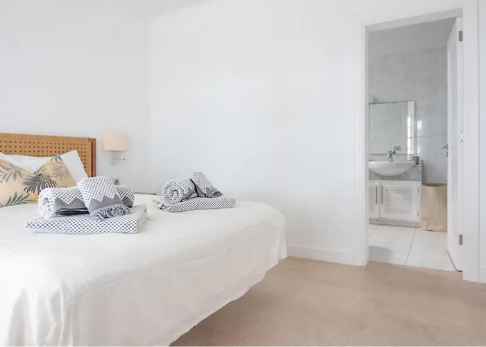 Palmitas - Sea Views - Private Pool - Hot Tub - Table Tennis Villa *