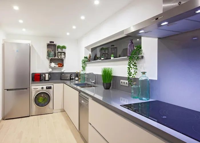 Palmitas - Sea Views - Private Pool - Hot Tub - Table Tennis *