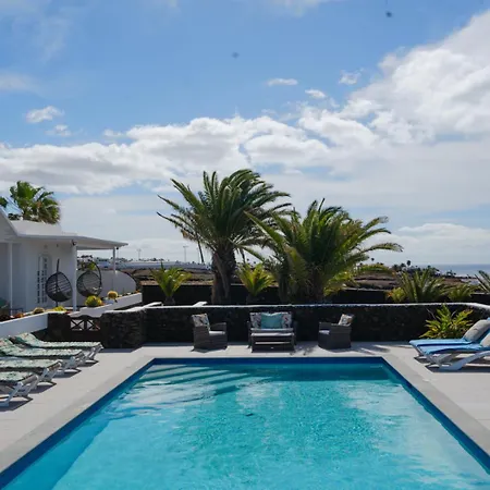 Palmitas - Sea Views - Private Pool - Hot Tub - Table Tennis فيلة