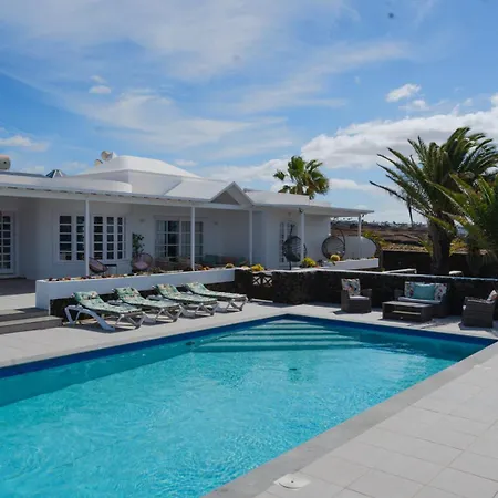 Palmitas - Sea Views - Private Pool - Hot Tub - Table Tennis