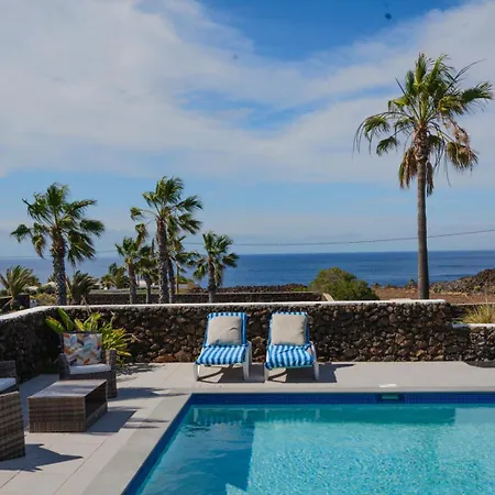 Palmitas - Sea Views - Private Pool - Hot Tub - Table Tennis פוארטו קאלרו