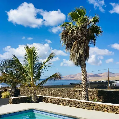 Palmitas - Sea Views - Private Pool - Hot Tub - Table Tennis וילה