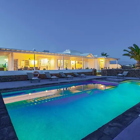 Palmitas - Sea Views - Private Pool - Hot Tub - Table Tennis וילה *
