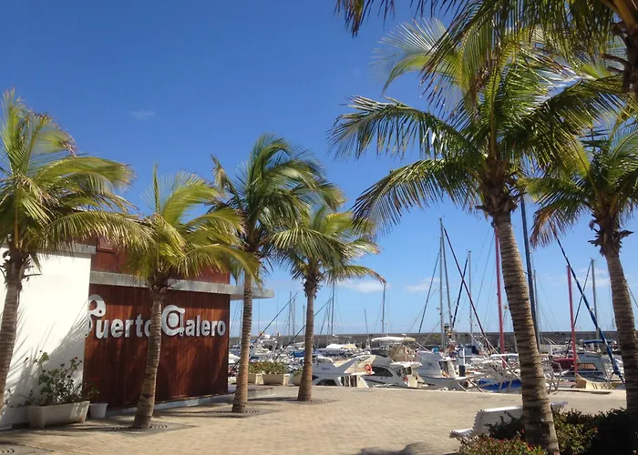 Villa Palmitas - Sea Views - Private Pool - Hot Tub - Table Tennis *