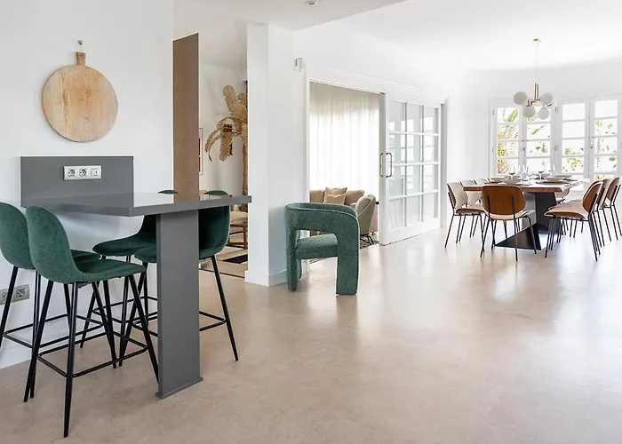 Palmitas - Sea Views - Private Pool - Hot Tub - Table Tennis Vila Puerto Calero